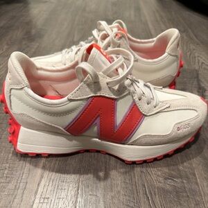 New Balance Women's Sneakers in Pink and White